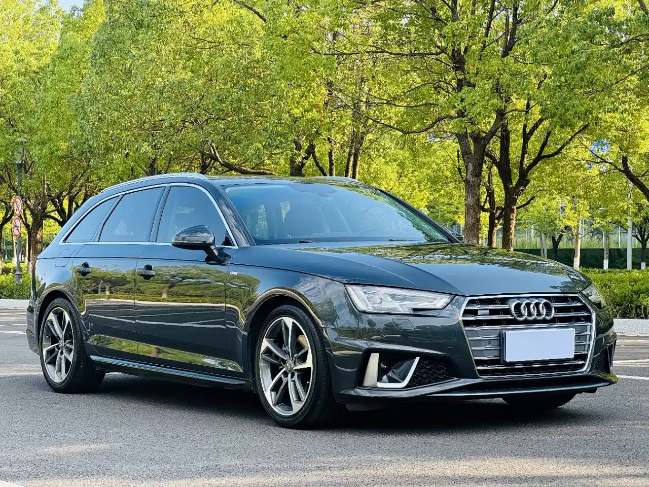 Audi A4 (Import) 2020 Avant Pioneer 40 TFSI Fashion Dynamic