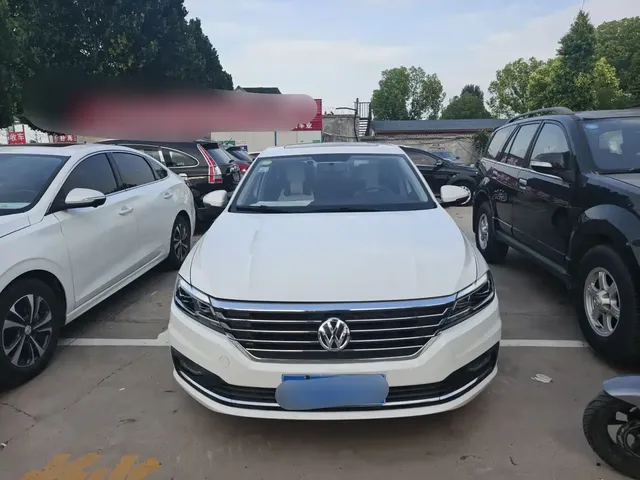 Volkswagen Lavida 2021 1.5L Manual Comfort Edition