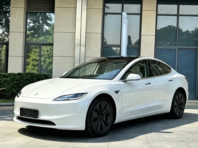 Tesla Model 3 2023 Rear-Wheel Drive