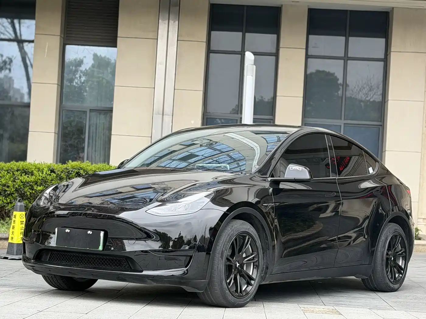 Tesla Model Y 2023 Rear-Wheel Drive Edition