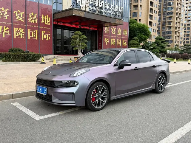 Lynk & Co 03 2021 2.0TD Auto Jin Champion Edition