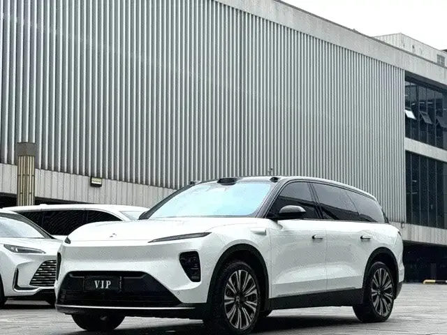 NIO ES8 2024 75kWh Executive Edition