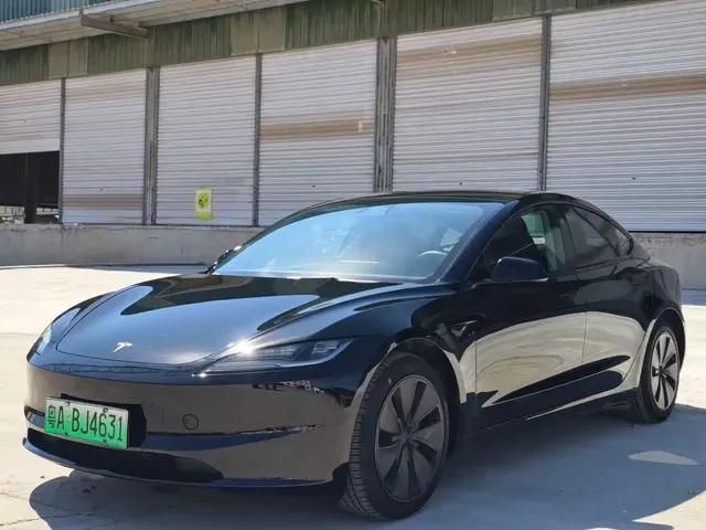 Tesla Model 3 2023 Rear-Wheel Drive