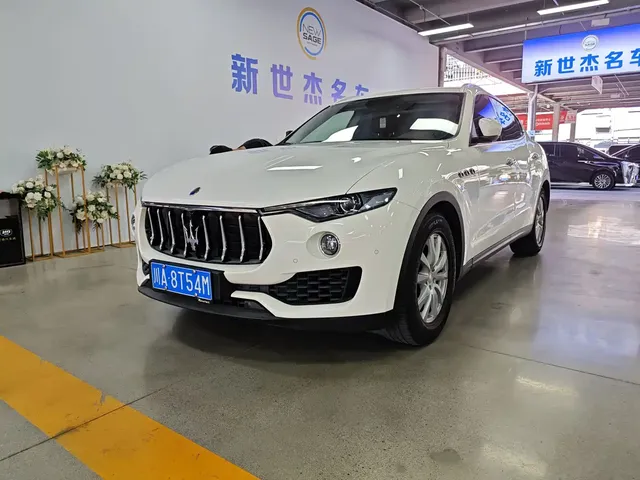 Maserati Levante 2018 3.0T Standard Edition