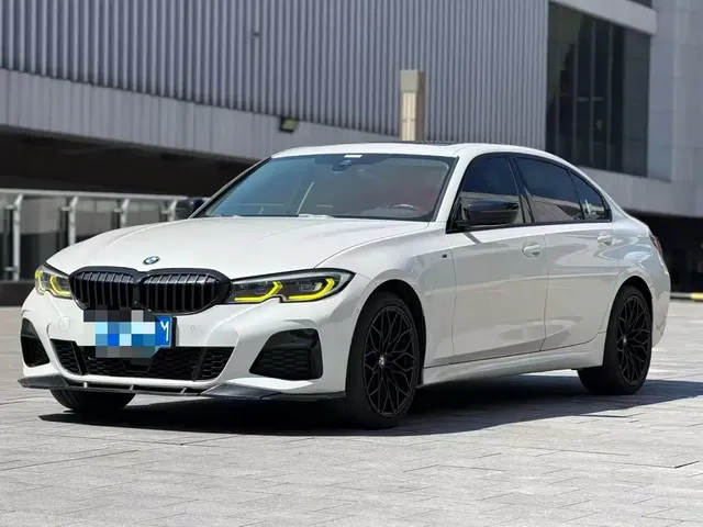 BMW 3 Series 2020 330i M Sport Blackout Package