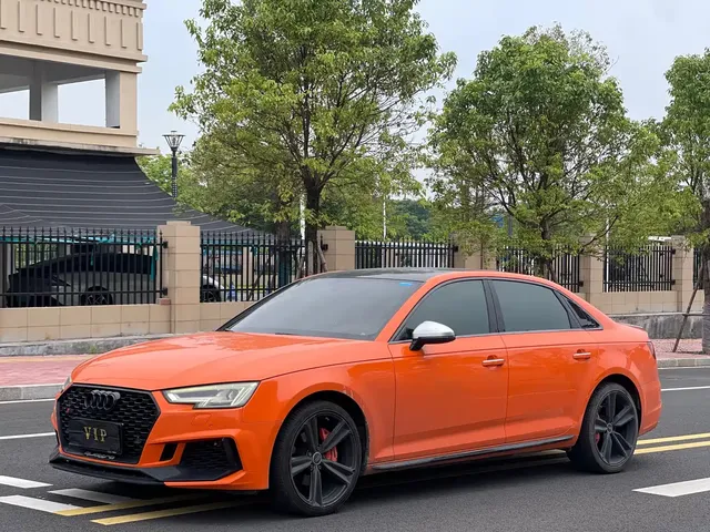 Audi A4L 2018 30th Anniversary 40 TFSI Progressive
