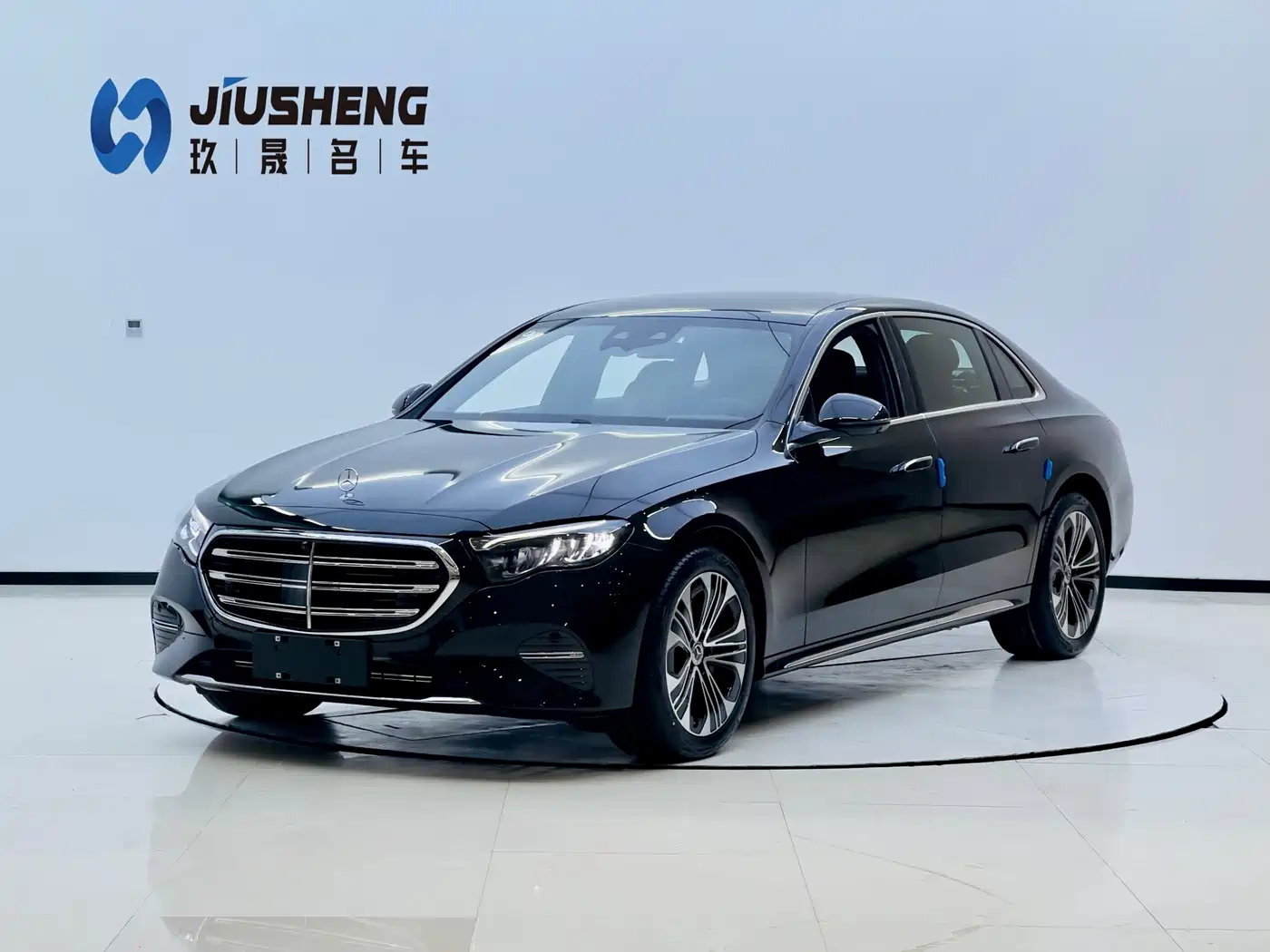 Mercedes-Benz E-Class 2025 E 300 L Luxury