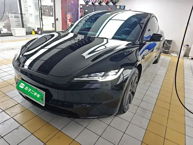 Tesla Model 3 2023 Rear-Wheel Drive