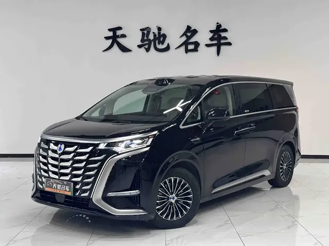Denza D9 2025 Model DM-i Smart Drive Edition 1020 AWD Flagship