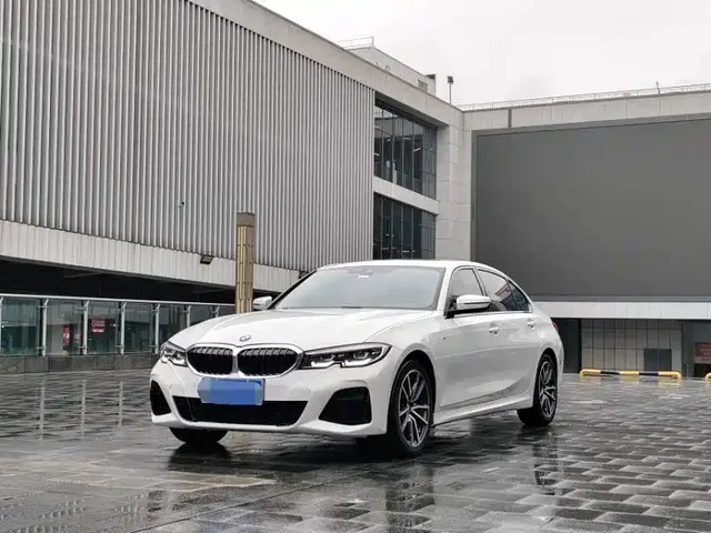 BMW 3 Series 2022 325Li M Sport Package