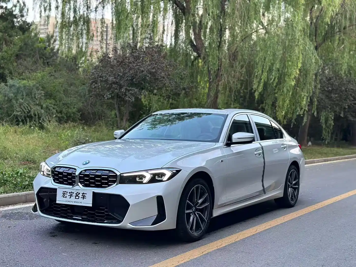 BMW 3 Series 2026 325Li M Sport Package