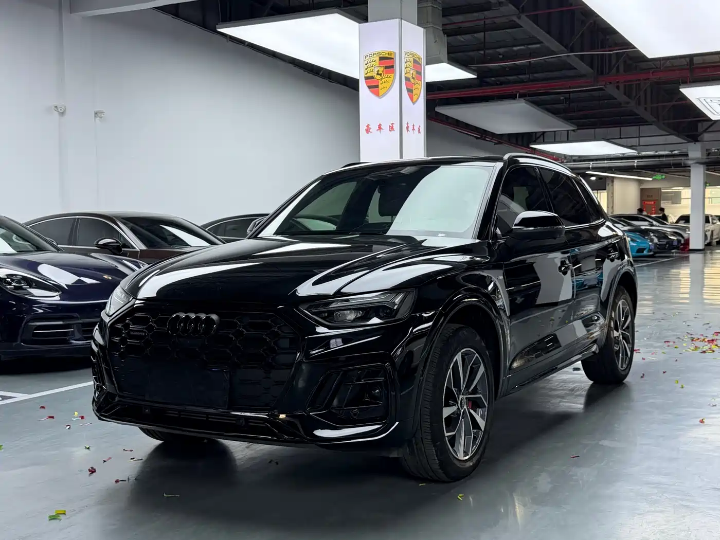 Audi Q5L 2024 Model 40 TFSI Luxury Dynamic