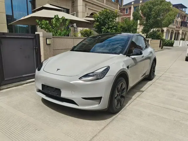 Tesla Model Y 2023 Rear-Wheel Drive Edition