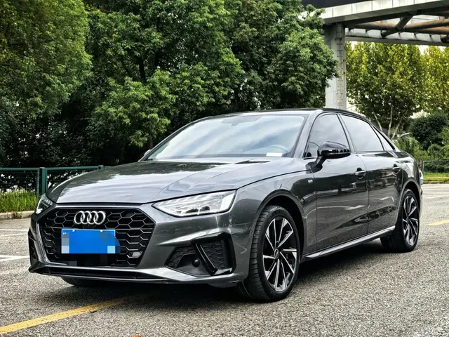 Audi A4L 2022 40 TFSI Luxury Dynamic