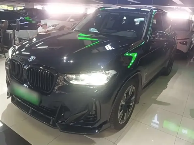 BMW iX3 2024 Leading Edition