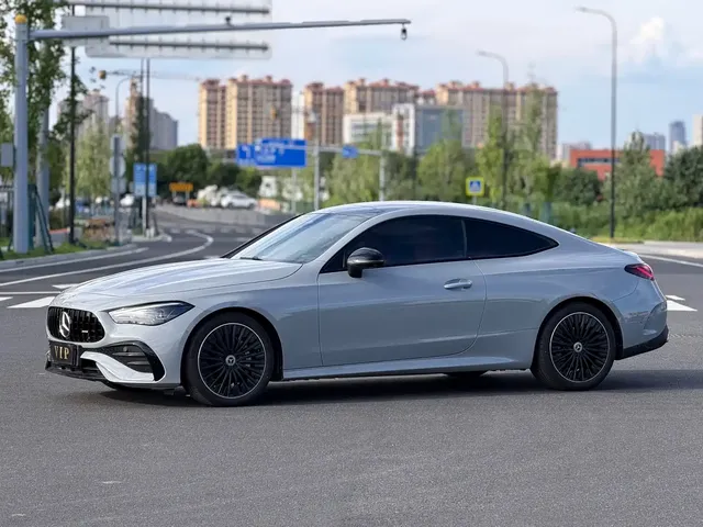 Mercedes-Benz CLE 2025 CLE 300 4MATIC Luxury Coupe