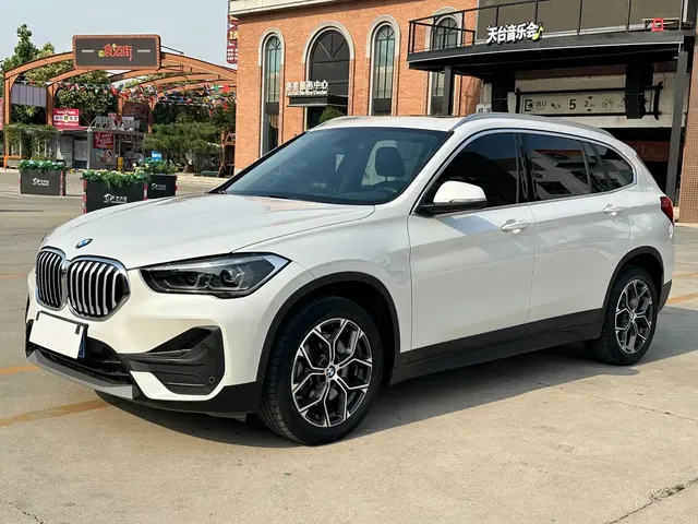 BMW X1 2022 sDrive25Li Leading
