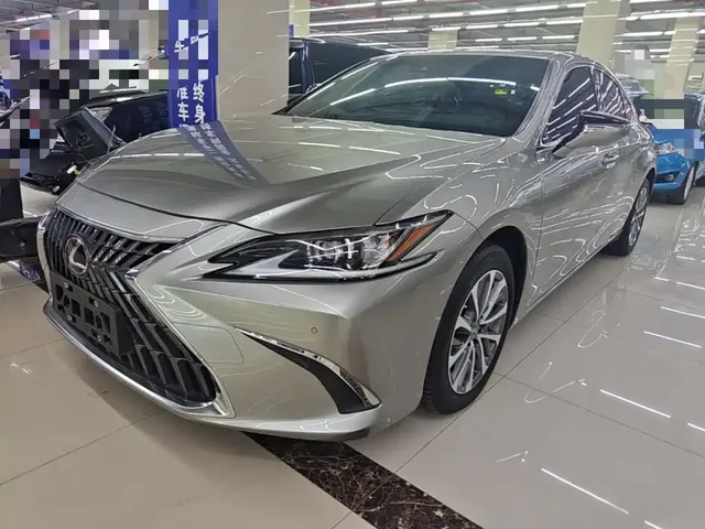 Lexus ES 2022 200 Excellence Edition