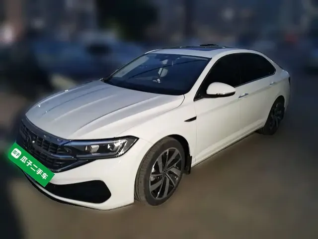 Volkswagen Sagitar 2023 300TSI DSG Surpassing Edition
