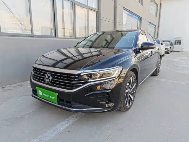 Volkswagen Passat 2022 330TSI Luxury Edition