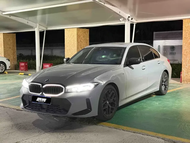 BMW 3 Series 2025 330Li M Sport Night Edition