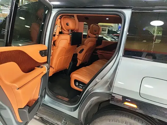 Yangwang U8 2023 Luxury Edition
