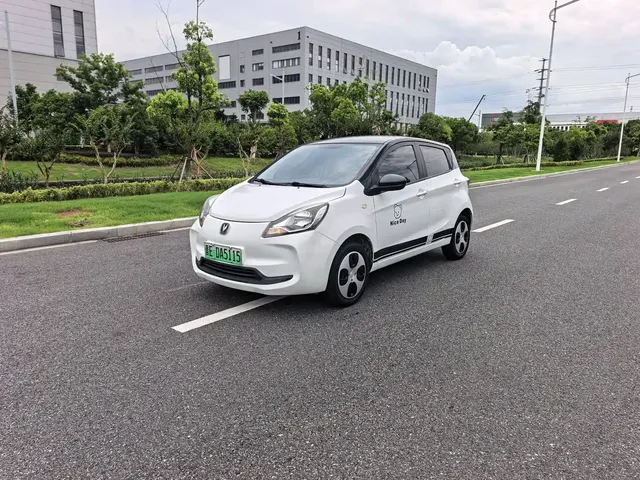 Changan Benben E-Star 2021 National Edition Colorful Version LFP (31.95kWh)