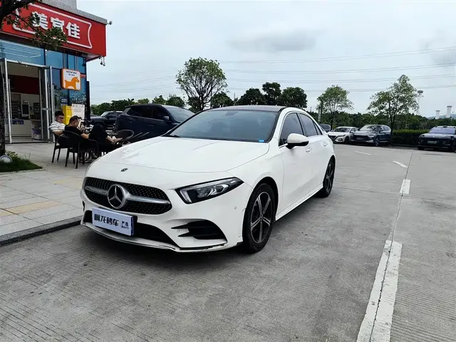 Mercedes-Benz A-Class 2022 Facelift III A 200 L Sport Sedan Fashion