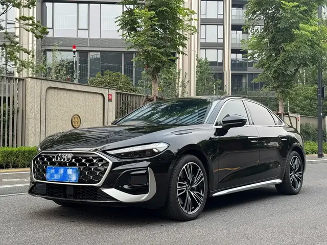 Audi A5L 2025 2.0T Navigation Edition