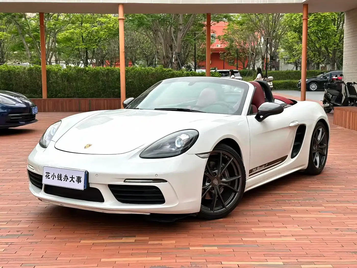 Porsche 718 2019 Boxster T 2.0T