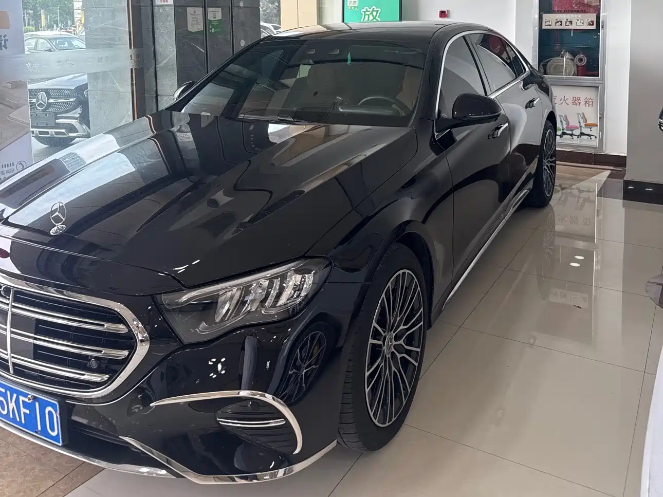 Mercedes-Benz E-Class 2025 E 300 L Luxury