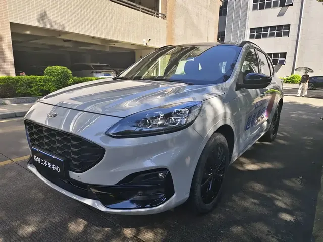 Ford Escape 2024 Model EcoBoost 245 4WD ST-Line Pro