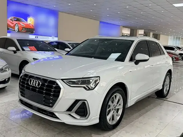 Audi Q3 2019 35 TFSI Progressive Sport