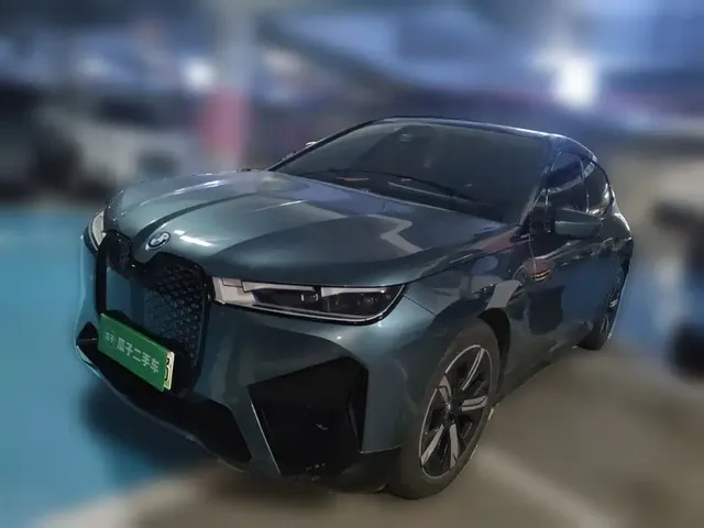 BMW iX 2023 xDrive40