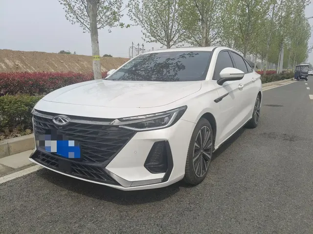 Chery Arrizo 8 2025 Model 2.0T Automatic Royal+