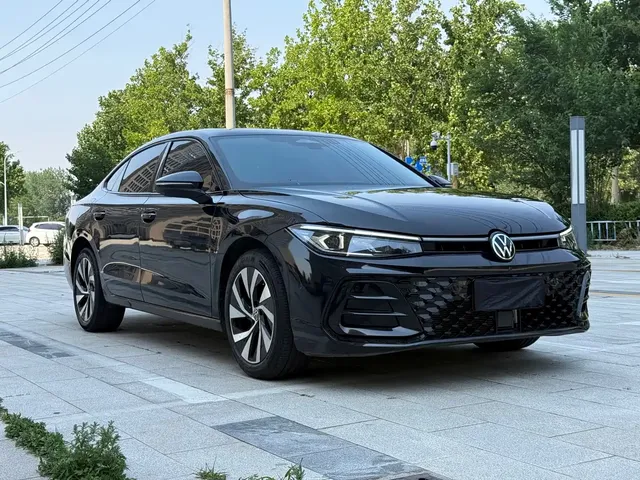 Volkswagen Passat 2025 Pro 380TSI Dragon Fortune Edition