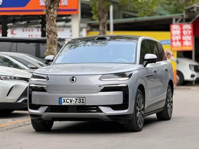 Denza N9 2025 Model Prestige Edition