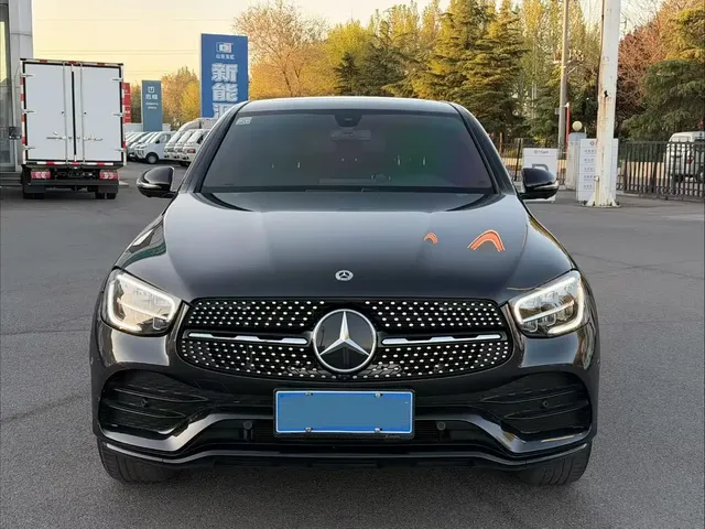 Mercedes-Benz GLC Coupe 2022 GLC 260 4MATIC Coupe SUV