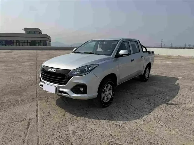 Jiangling Baodian 2022 2.5T Diesel 4WD Comfort Edition Standard Wheelbase JX4D25A6L