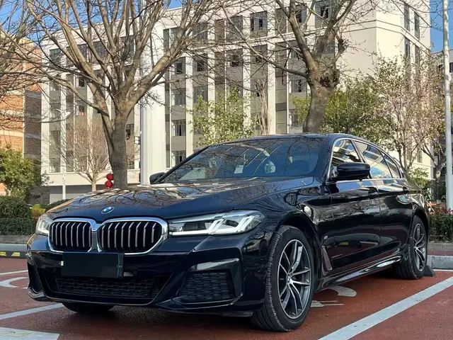 BMW 5 Series 2022 525Li M Sport Package