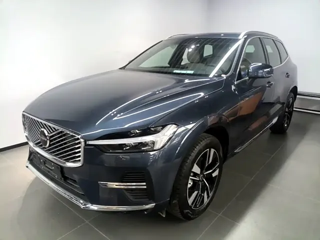 Volvo XC60 2026 Model B5 AWD Premium Luxury