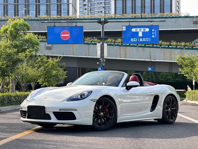Porsche 718 2022 Boxster 2.0T