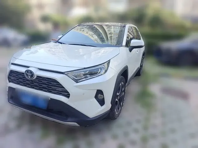 Toyota RAV4 Rongfang 2022 2.0L CVT 2WD Premium Edition