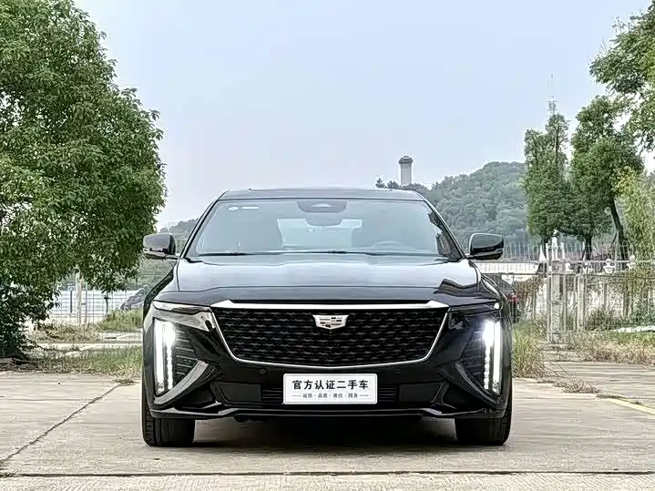 Cadillac CT6 2023 28T Platinum Model