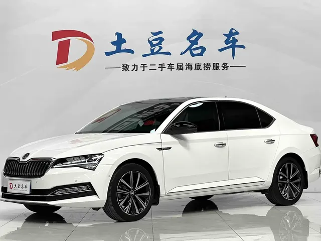 Škoda Superb 2023 Facelift TSI280 DSG Premium Edition