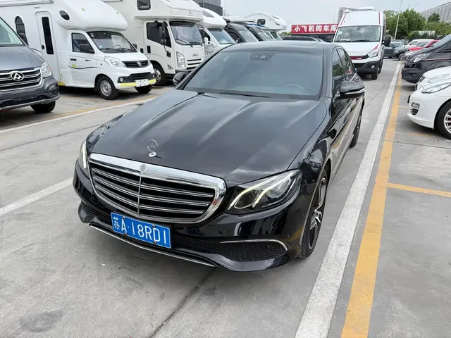 Mercedes-Benz E-Class 2017 E 200 Sport 4MATIC
