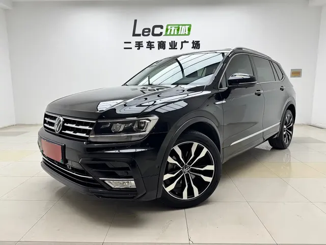 Volkswagen Tiguan L 2021 330TSI Automatic 2WD R-Line Premium