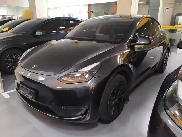 Tesla Model Y 2024 Long Range AWD