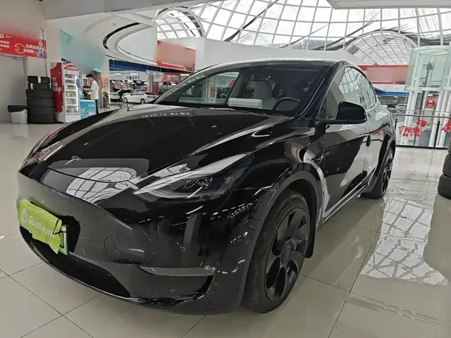 Tesla Model Y 2022 Facelift Long Range All-Wheel Drive Version
