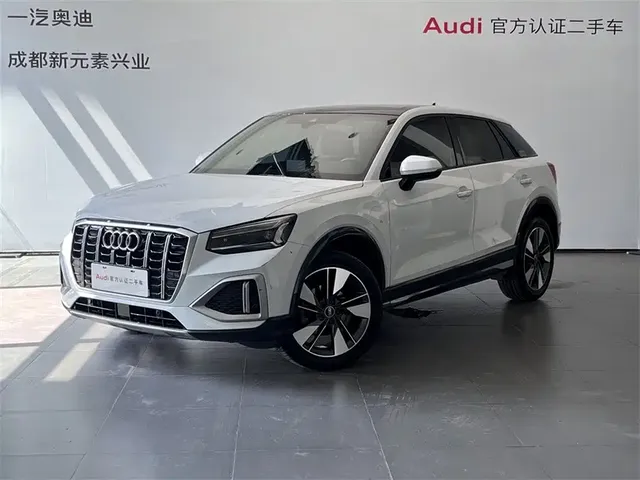 Audi Q2L 2022 35 TFSI Fashion Elegance